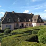 Toitures et Vents Violents : Le Rôle des Fixations