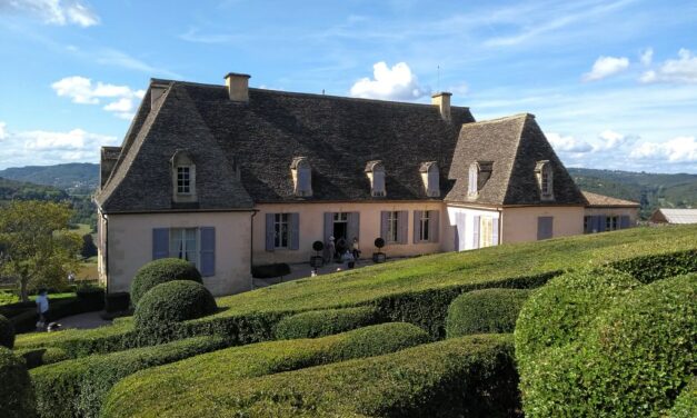 Comment un couvreur expérimenté gère les projets complexes